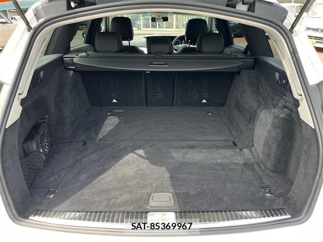 Mercedes Benz E-CLASS 2018-09 611788-26