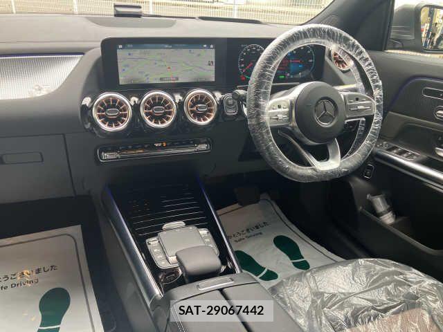 Mercedes Benz EQA 2021-09 988623-5