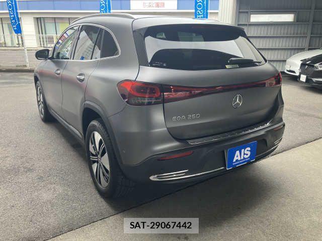 Mercedes Benz EQA 2021-09 988623-7