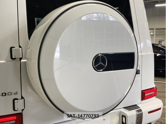 Mercedes Benz G-CLASS 2023-10 743658-9