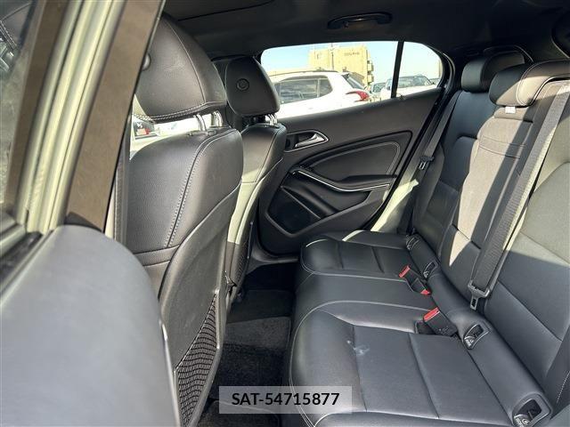 Mercedes Benz GLA-CLASS 2019-02 500714-15