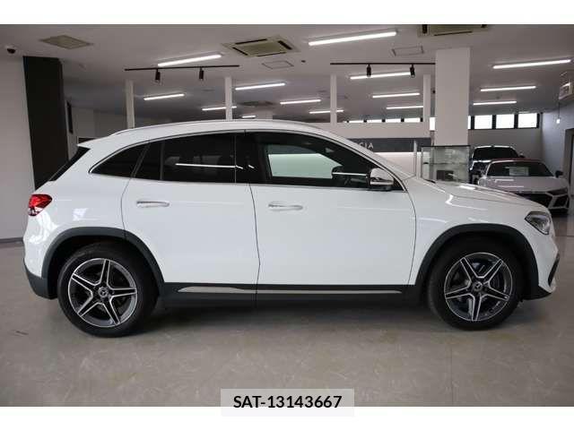 Mercedes Benz GLA-CLASS 2020-11 520645-8