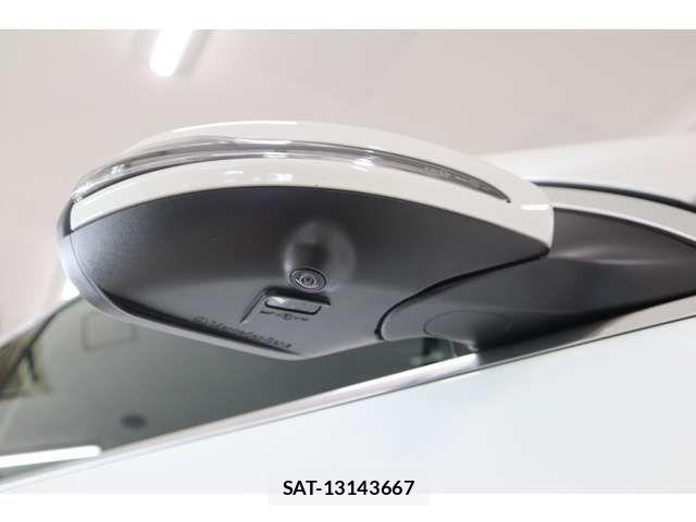 Mercedes Benz GLA-CLASS 2020-11 520645-12