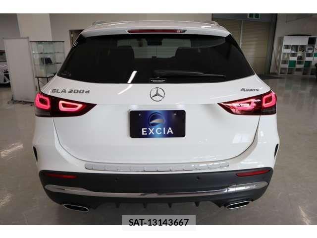 Mercedes Benz GLA-CLASS 2020-11 520645-3