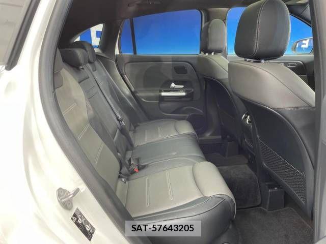 Mercedes Benz GLA-CLASS 2021-01 743663-9