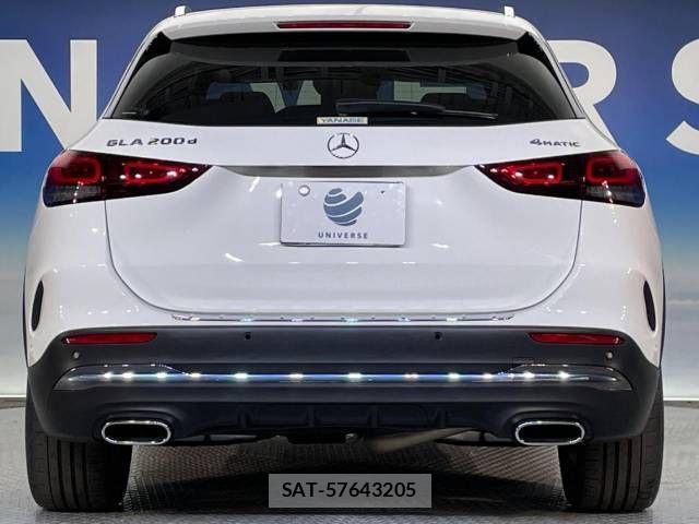 Mercedes Benz GLA-CLASS 2021-01 743663-16