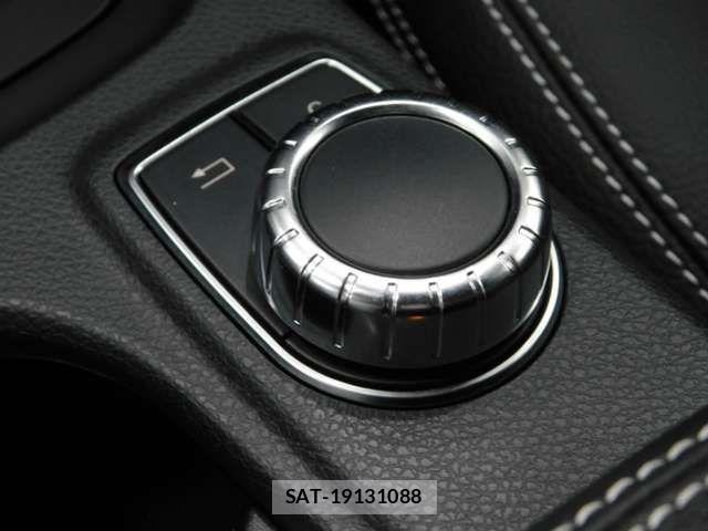 Mercedes Benz GLA-CLASS 2015-07 875165-10
