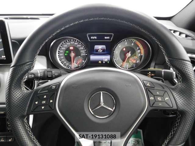 Mercedes Benz GLA-CLASS 2015-07 875165-14