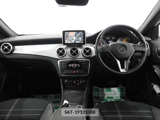 Mercedes Benz GLA-CLASS 2015-07 875165-1