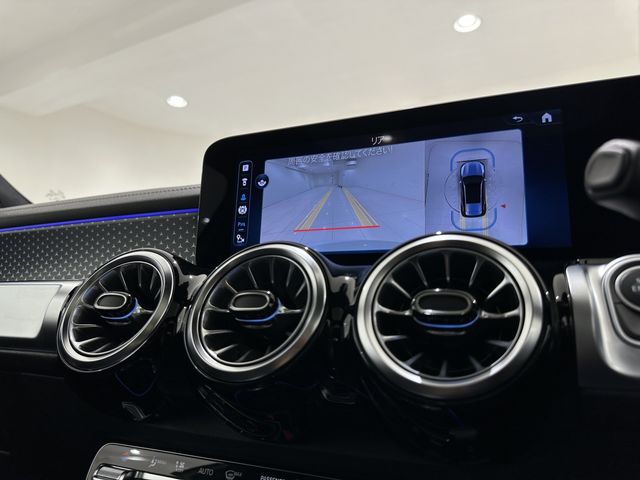Mercedes Benz GLB-CLASS 2024-02 463374-10