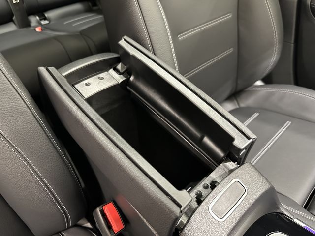 Mercedes Benz GLB-CLASS 2024-02 463374-14