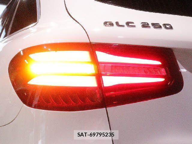 Mercedes Benz GLC-CLASS 2016-05 1016879-24