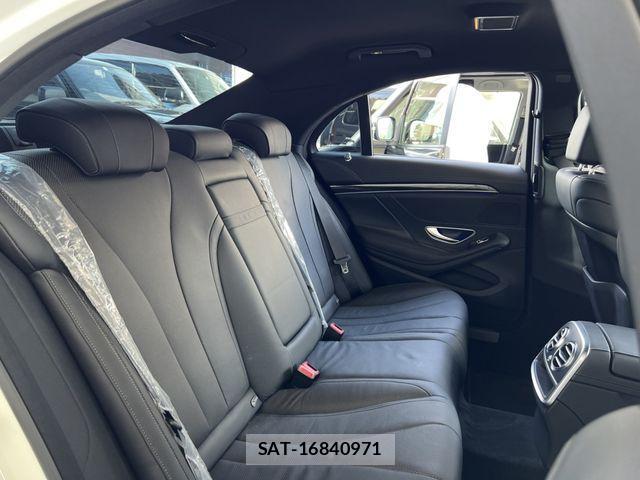 Mercedes Benz S-CLASS 2016-12 1072944-10