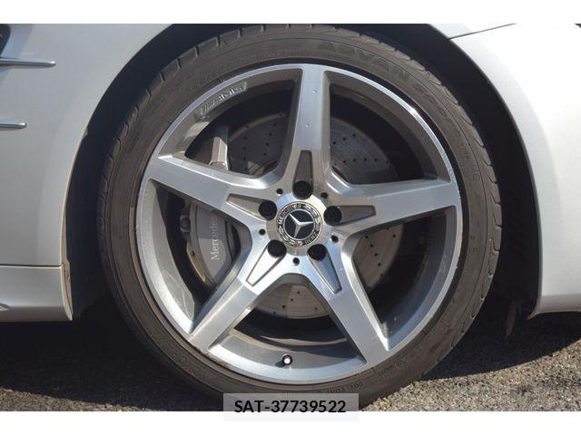 Mercedes Benz SL-CLASS 2017-05 690536-15