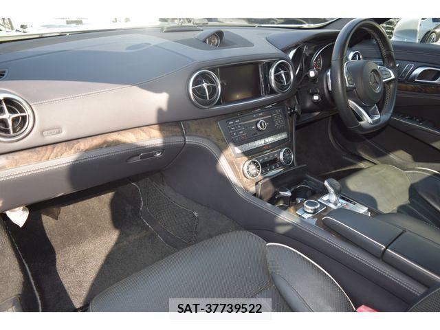 Mercedes Benz SL-CLASS 2017-05 690536-22