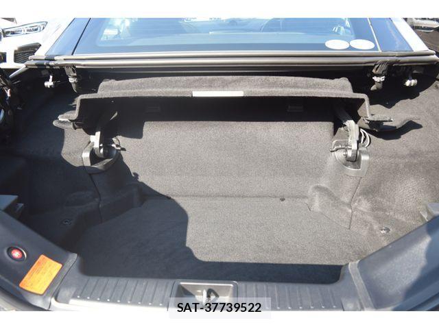 Mercedes Benz SL-CLASS 2017-05 690536-24