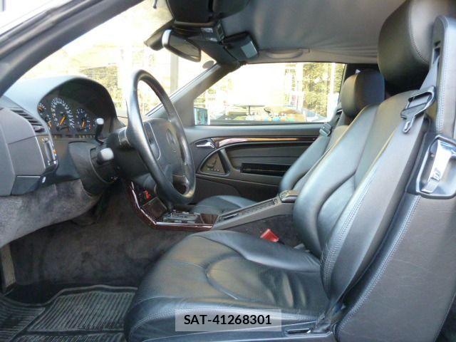Mercedes Benz SL-CLASS 1997-12 820956-8