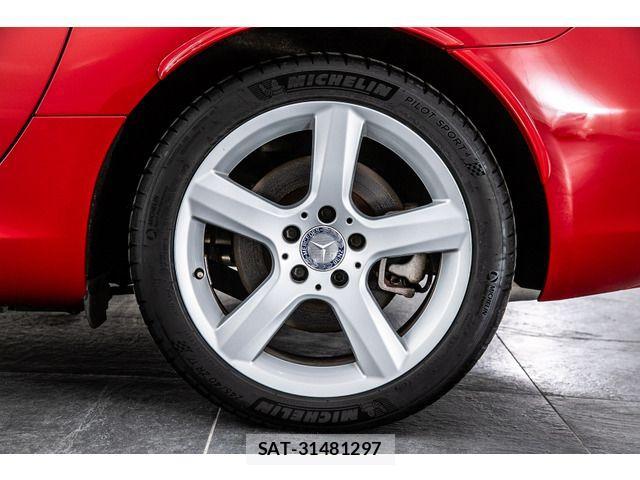 Mercedes Benz SLK 2013-07 1016905-13