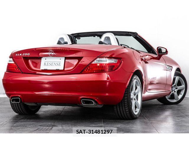 Mercedes Benz SLK 2013-07 1016905-2
