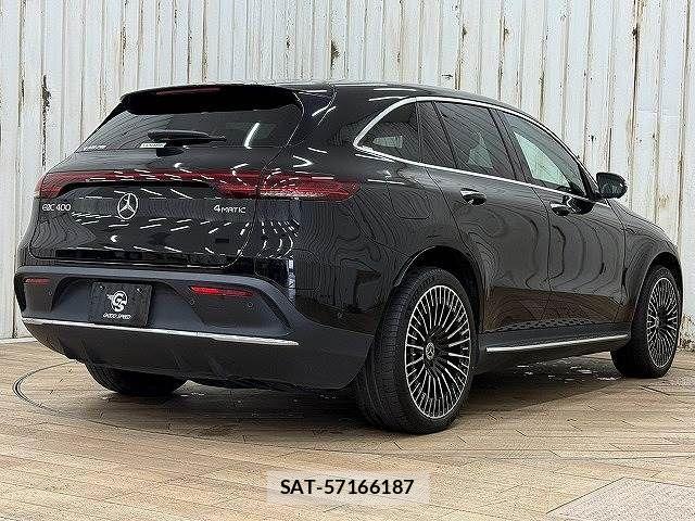 Mercedes Benz EQC 2022-04 851727-16