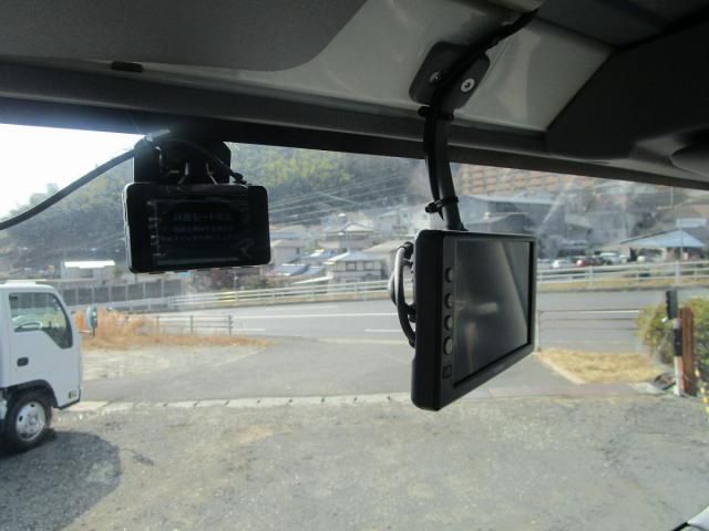 Daihatsu MIDGET II 2009-02 8060595-25