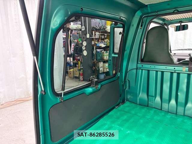 Daihatsu MIDGET II 1997-01 6613240-9