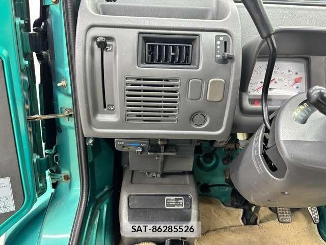 Daihatsu MIDGET II 1997-01 6613240-12