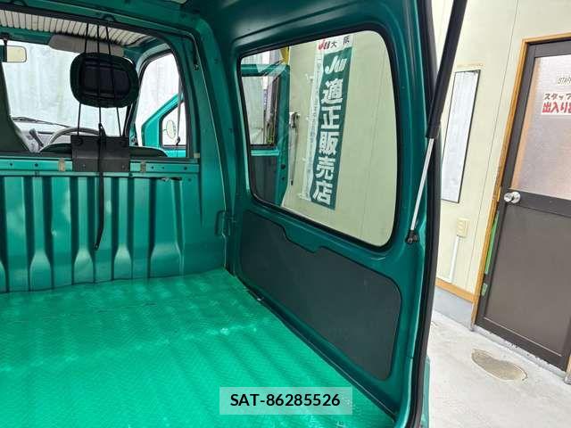 Daihatsu MIDGET II 1997-01 6613240-8