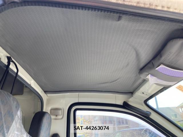 Daihatsu MIDGET II 1999-01 8457895-11