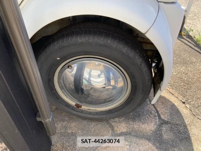 Daihatsu MIDGET II 1999-01 8457895-5