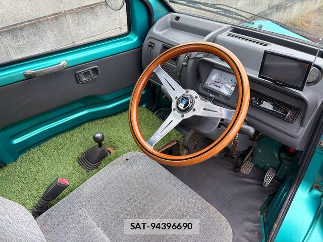 Daihatsu MIDGET II 1996-01 7328362-10