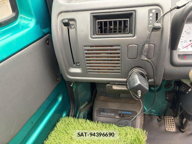 Daihatsu MIDGET II 1996-01 7328362-11