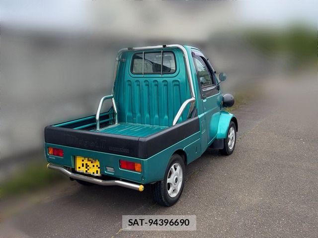 Daihatsu MIDGET II 1996-01 7328362-1