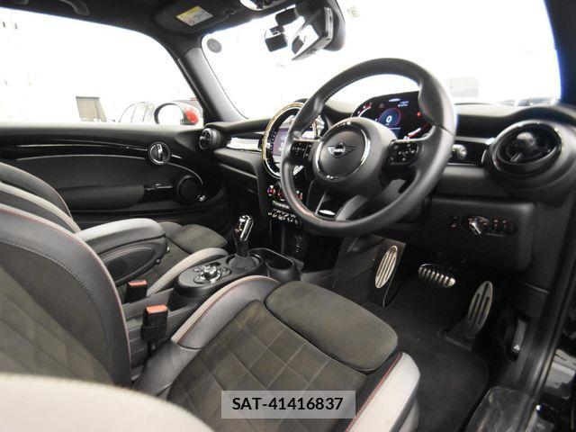 Bmw MINI 2023-03 789342-1
