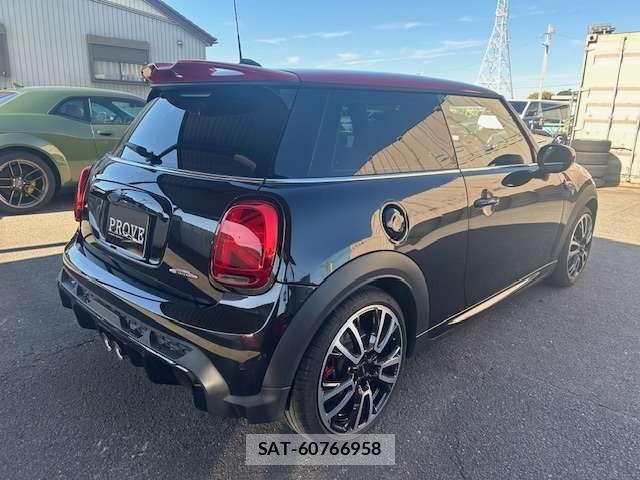 Bmw MINI 2022-11 2082690-14