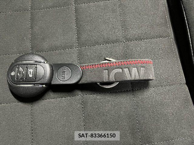 Bmw MINI 2023-04 4967942-25