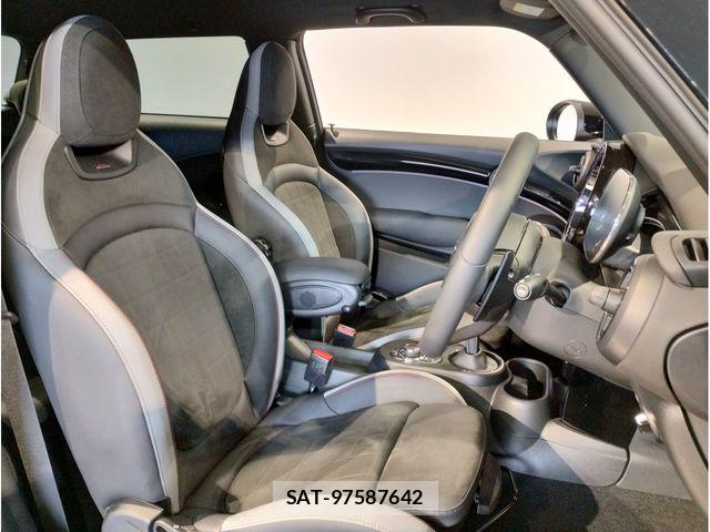 Bmw MINI 2023-03 4967947-11