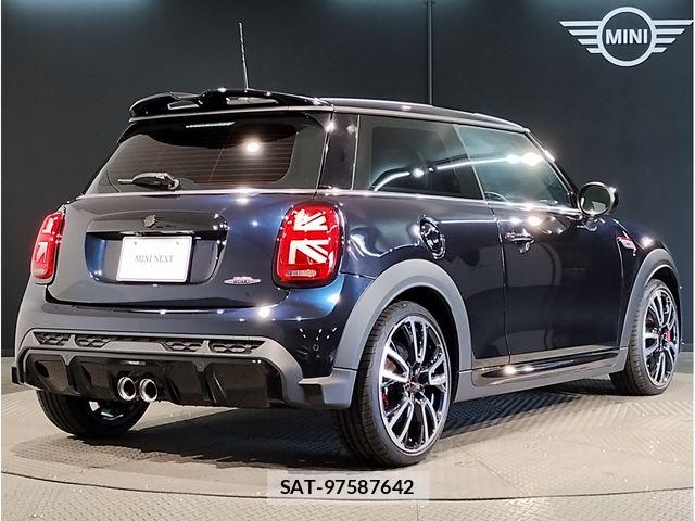 Bmw MINI 2023-03 4967947-6