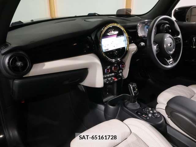 Bmw MINI 2023-10 7059545-14