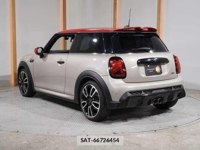 Bmw MINI 2022-06 7328364-9