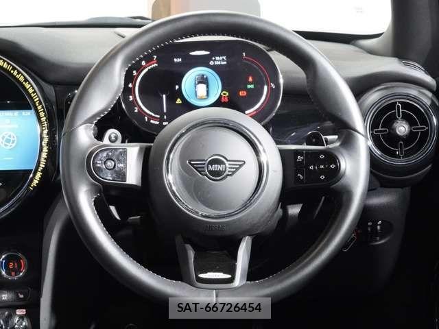 Bmw MINI 2022-06 7328364-16