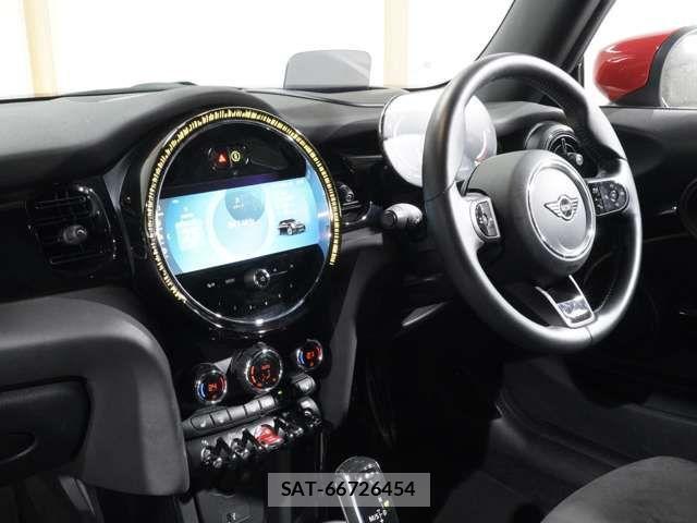 Bmw MINI 2022-06 7328364-17