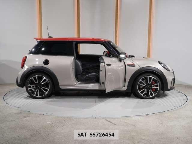Bmw MINI 2022-06 7328364-23