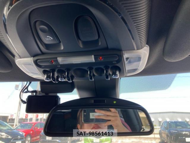 Bmw MINI 2019-09 7328366-16