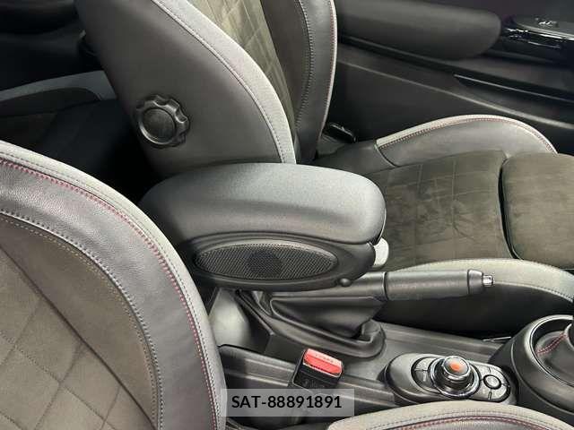 Bmw MINI 2021-04 7328363-16