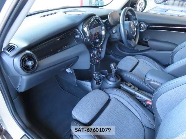 Bmw MINI 2022-05 7455792-10