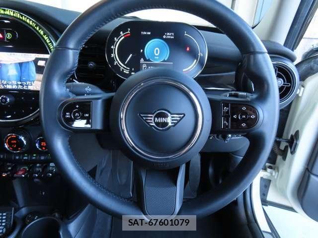 Bmw MINI 2022-05 7455792-17