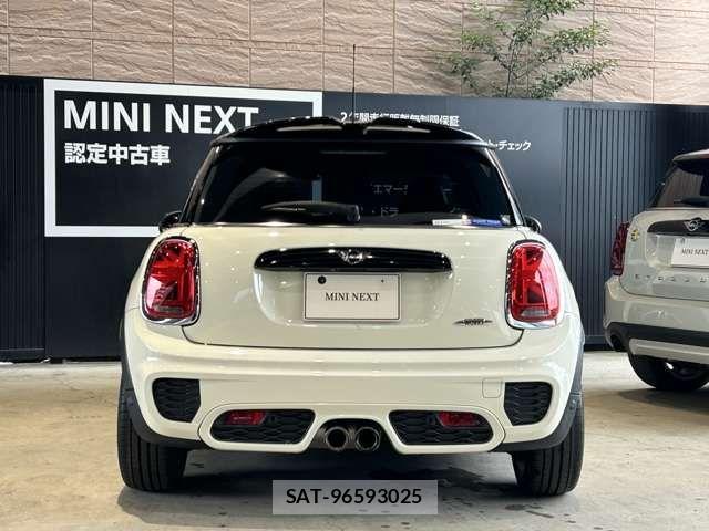 Bmw MINI 2019-07 7787024-10