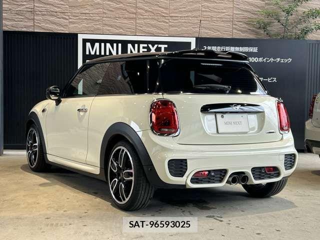 Bmw MINI 2019-07 7787024-11