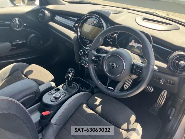 Bmw MINI 2023-03 7877762-11